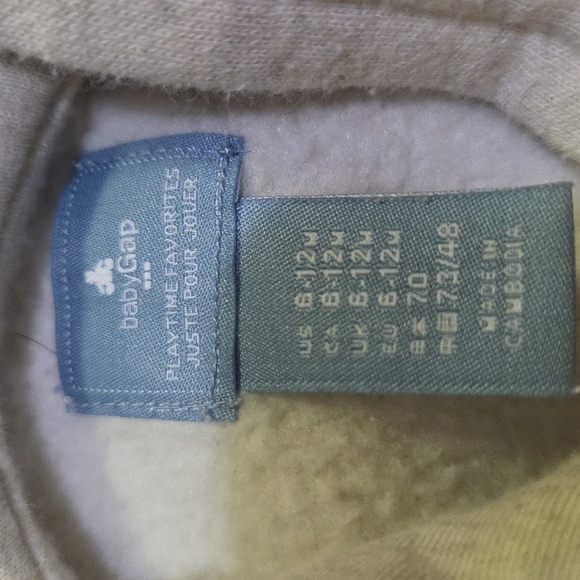 GAP Girls Hoodie Sweater Size 6-12M - Picture 2 of 2